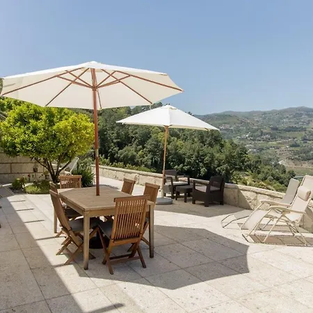 Quinta Dos Monteiros - 3 Quartos Com Piscina * Резенде
