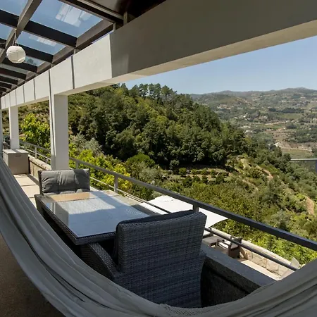 Quinta Dos Monteiros - 3 Quartos Com Piscina Ferienhaus Resende