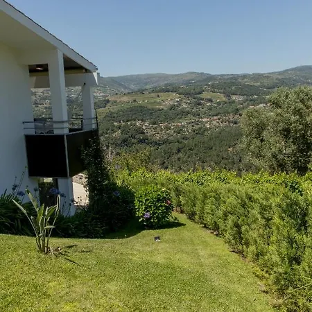 Quinta Dos Monteiros - 3 Quartos Com Piscina * ريزندي