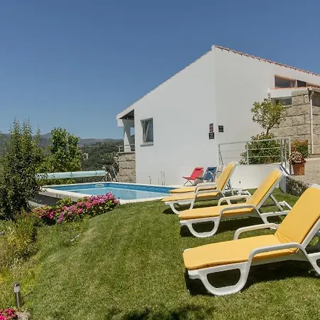 Quinta Dos Monteiros - 3 Quartos Com Piscina * Resende