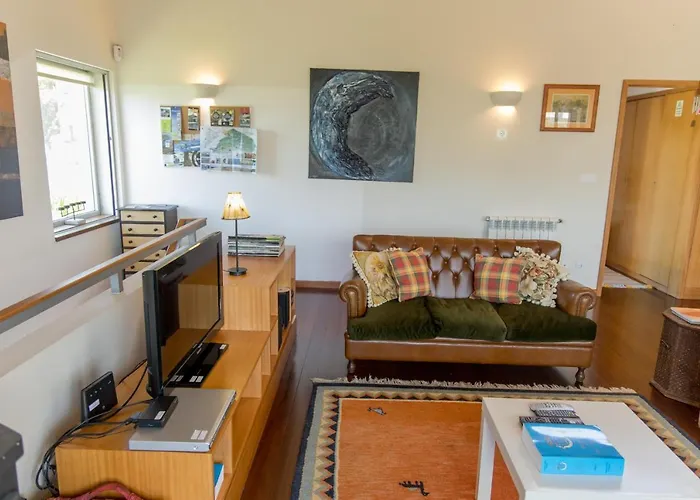 Quinta Dos Monteiros - 3 Quartos Com Piscina Сasa de vacaciones Resende