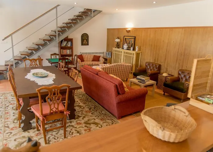 Quinta Dos Monteiros - 3 Quartos Com Piscina Сasa de vacaciones Resende