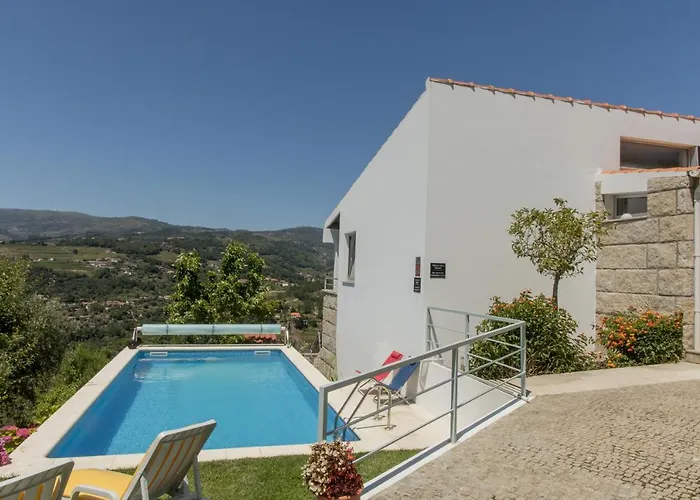 Quinta Dos Monteiros - 3 Quartos Com Piscina * 雷森迪